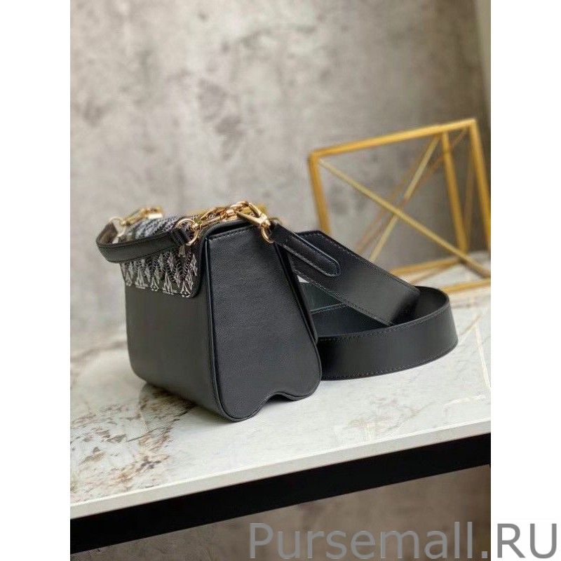 Twist MM Bag Since 1854 M57442