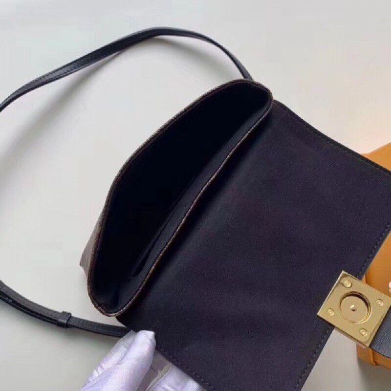 Locky BB Bag Monogram Canvas M44141