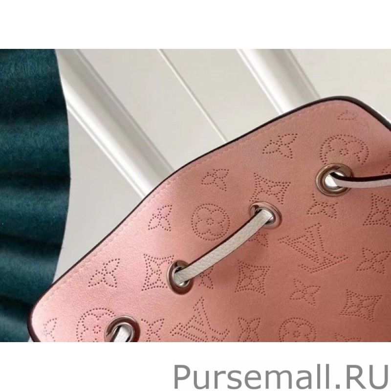 Bella Bag In White Mahina Leather M58480