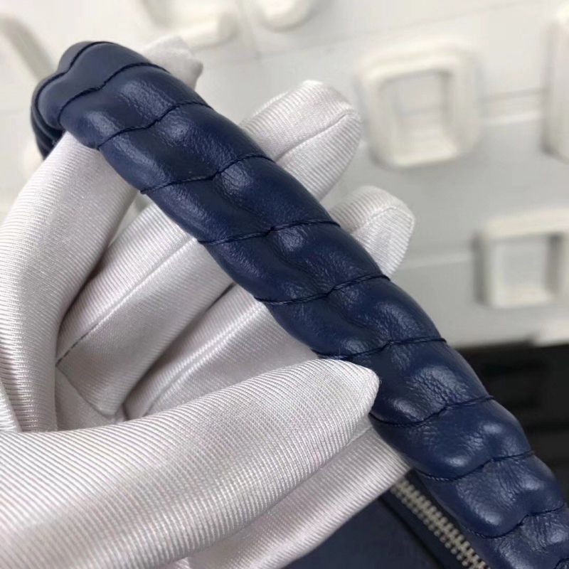 Babylone Chain BB Mahina Leather M54838