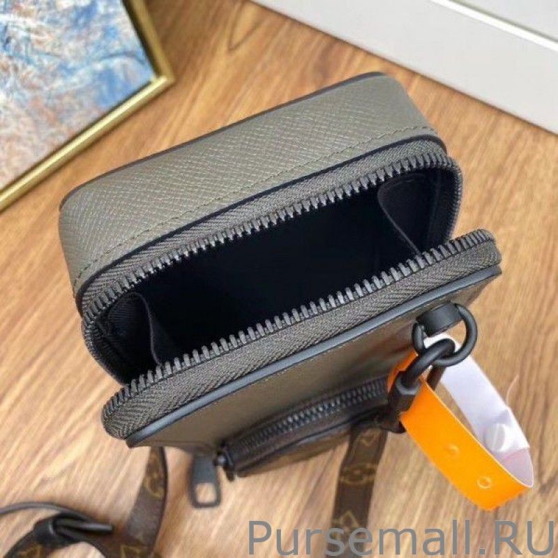 Phone Box Taiga Leather M30581