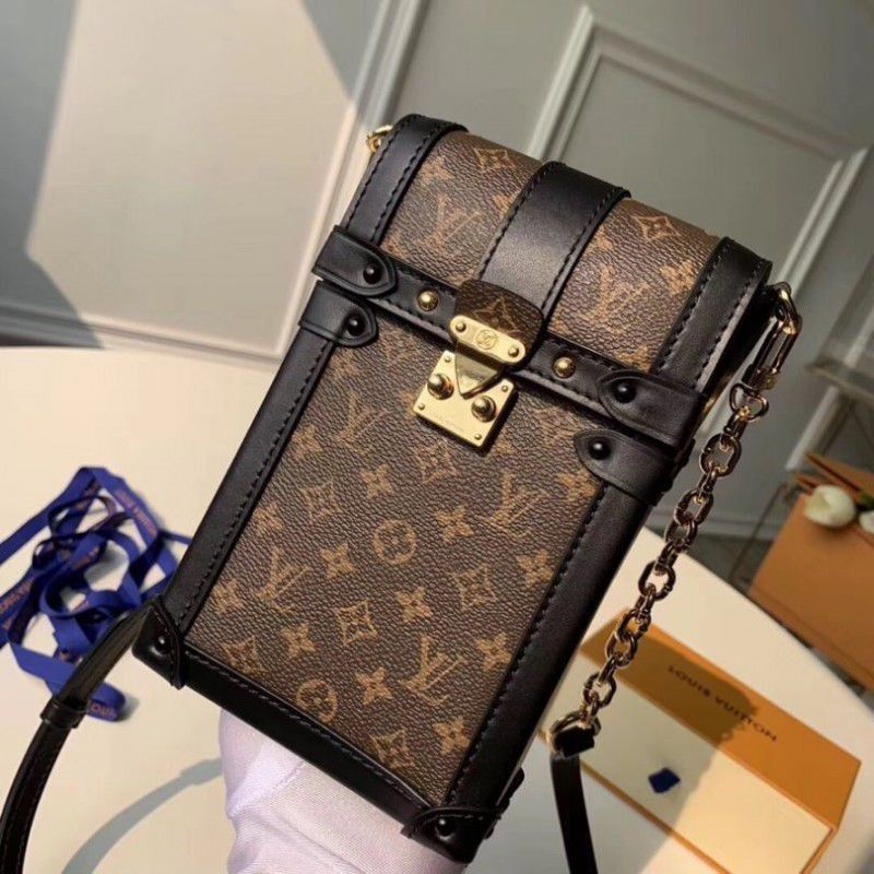 Pochette Trunk Verticale Monogram Canvas M63913