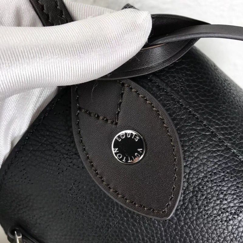 Hina PM Bag Mahina Leather M54350