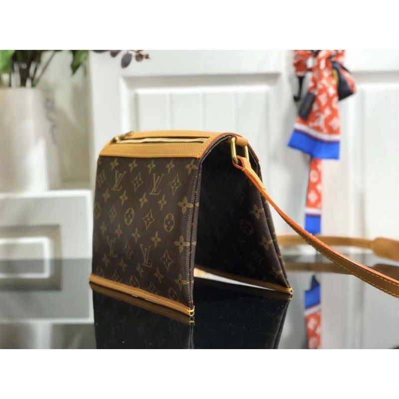 Shoulder Bags M44659