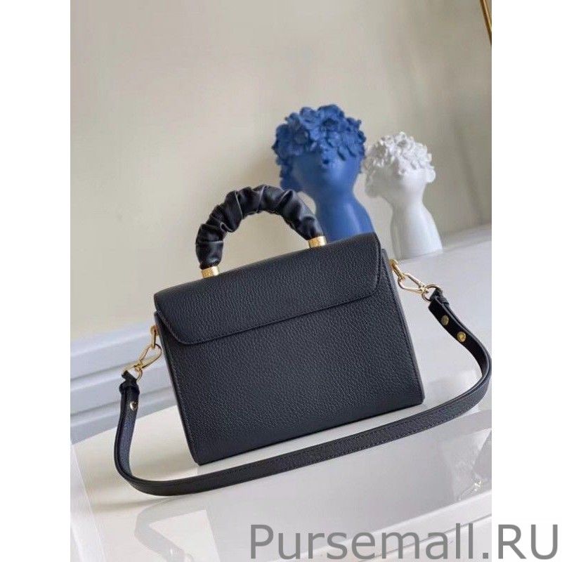 Twist MM Bag In Black Taurillon M58688