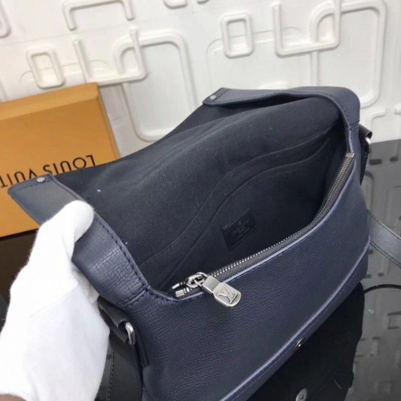 Canyon Messenger PM Utah Leather M54963