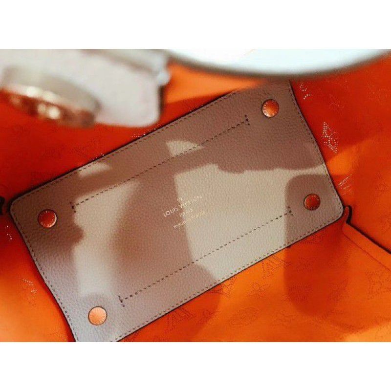 Hina PM Bag Mahina Leather M52975