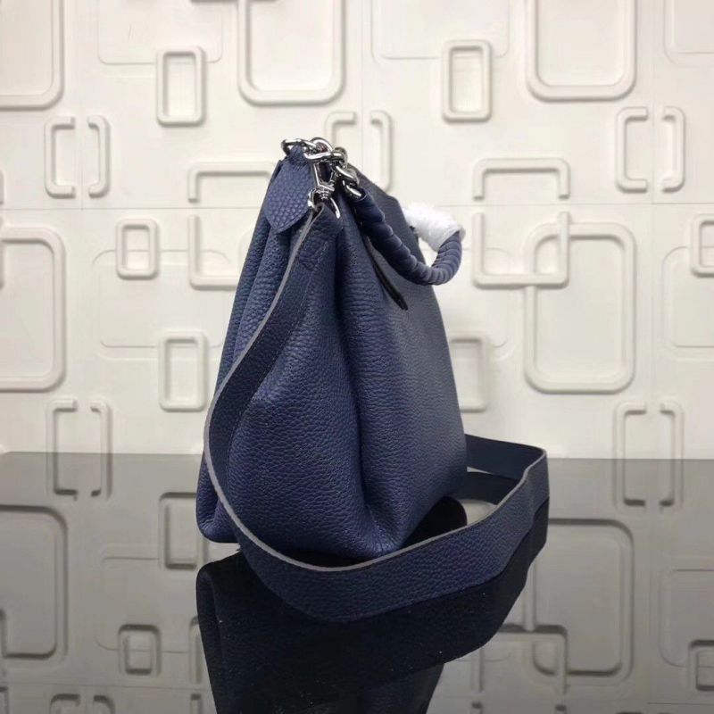 Babylone Chain BB Mahina Leather M54838