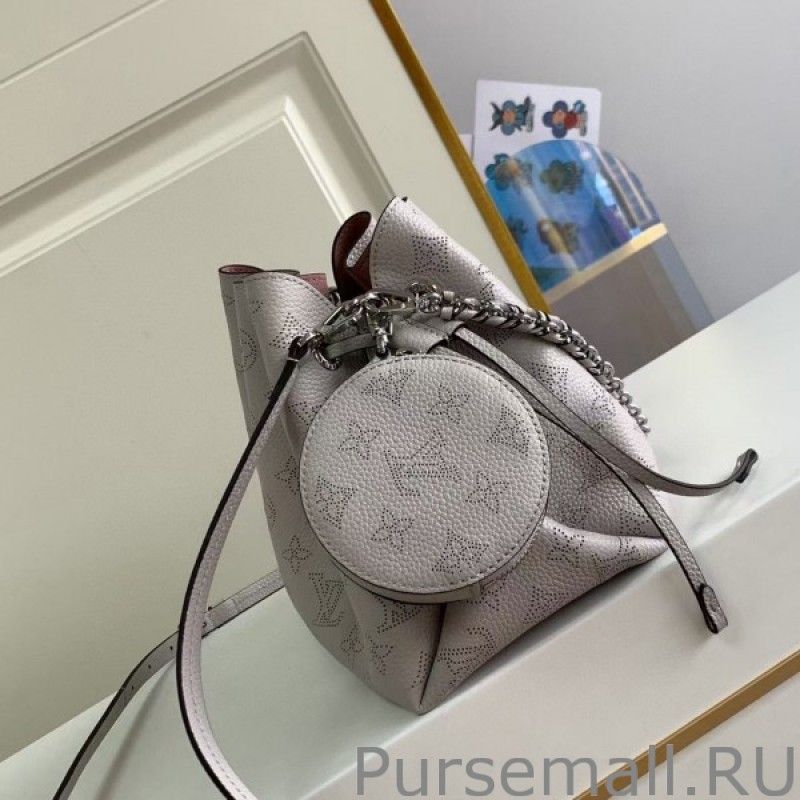 Bella Bag In Grey Mahina Leather M58791