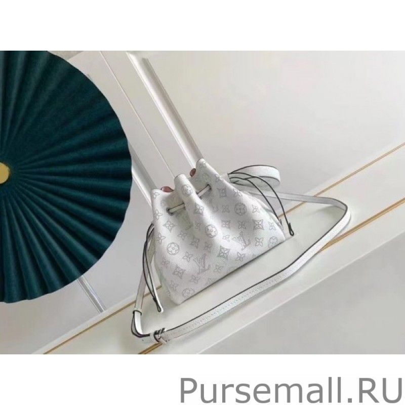 Bella Bag In White Mahina Leather M58480