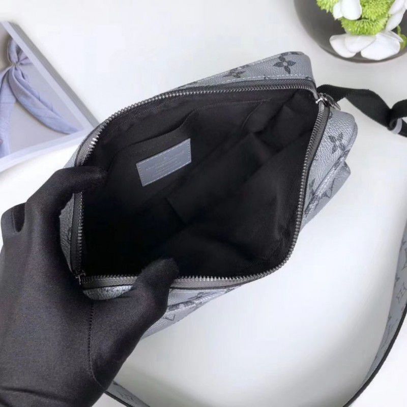 Messenger PM Bag Monogram Canvas M43843 White