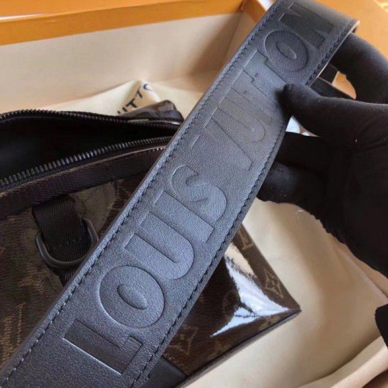 Messenger PM Monogram Glaze M43895