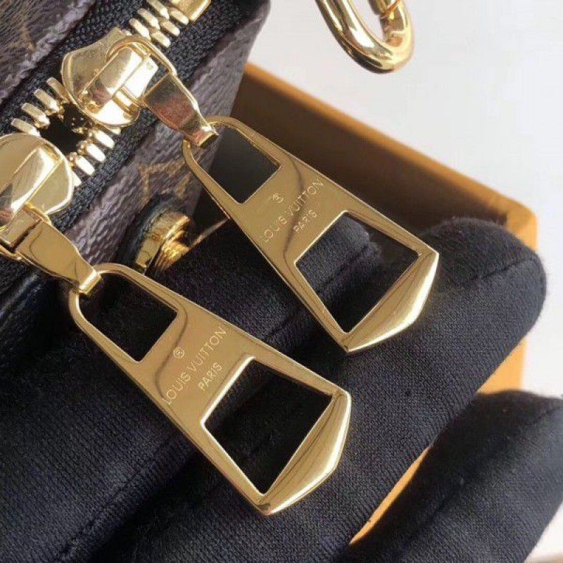 V Tote MM Monogram Canvas M43948 Black