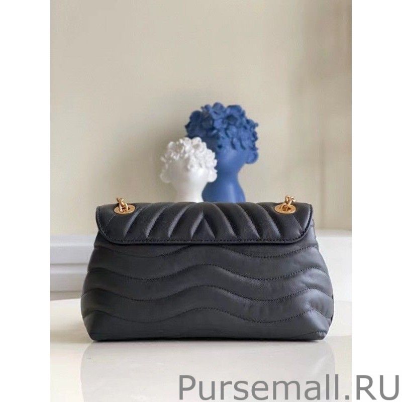 LV New Wave Chain Bag M58552