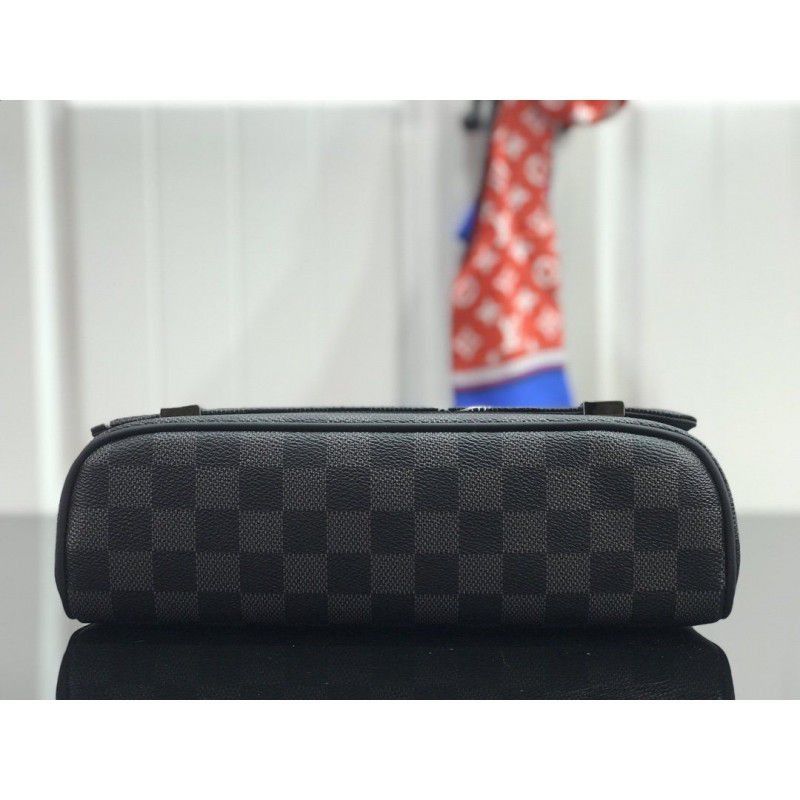 District PM Damier Graphite N40238