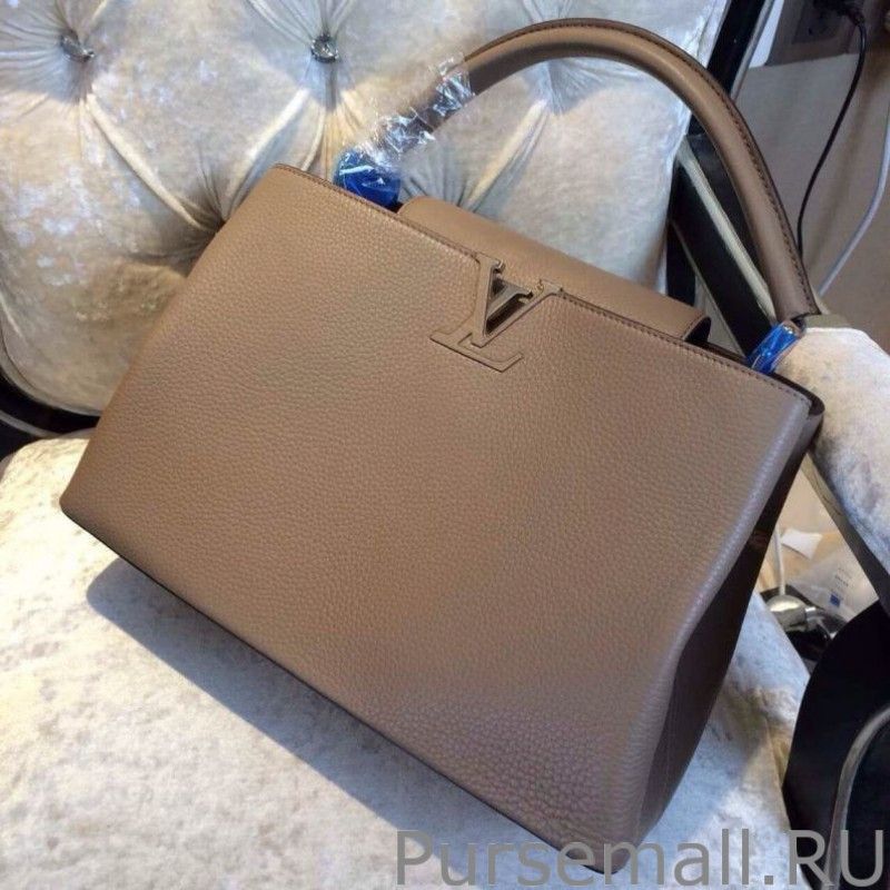 Taupe Capucines MM M94410