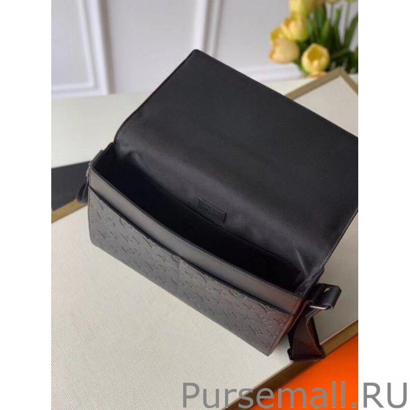 Sprinter Messenger Monogram Shadow M44729