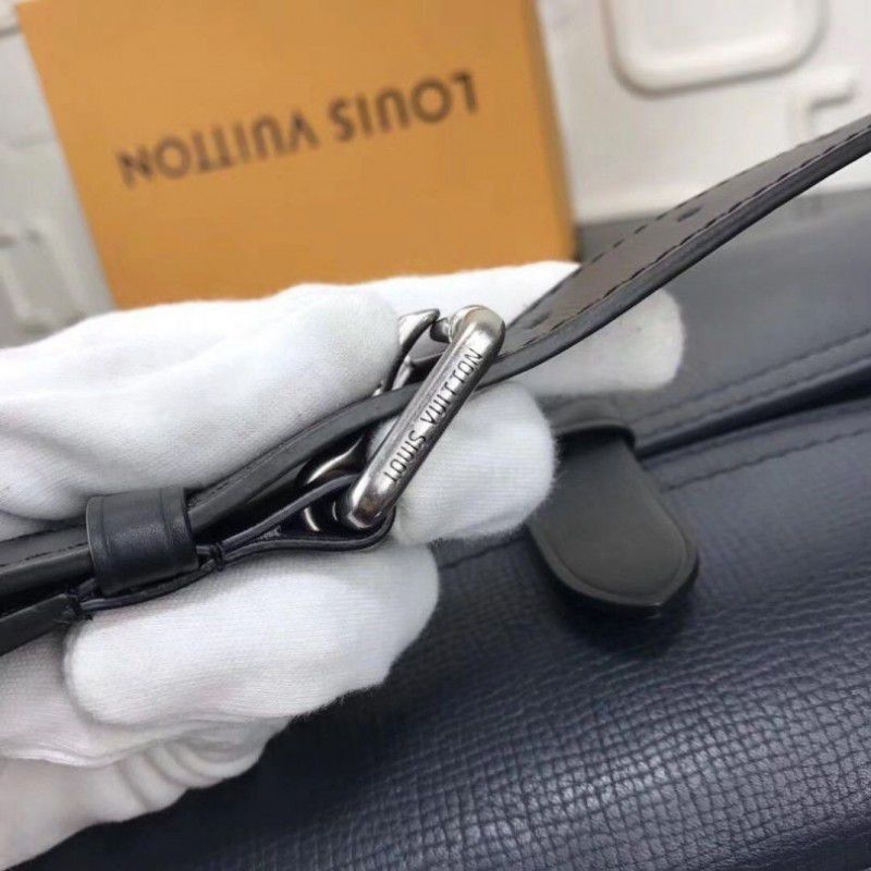 Canyon Messenger PM Utah Leather M54963