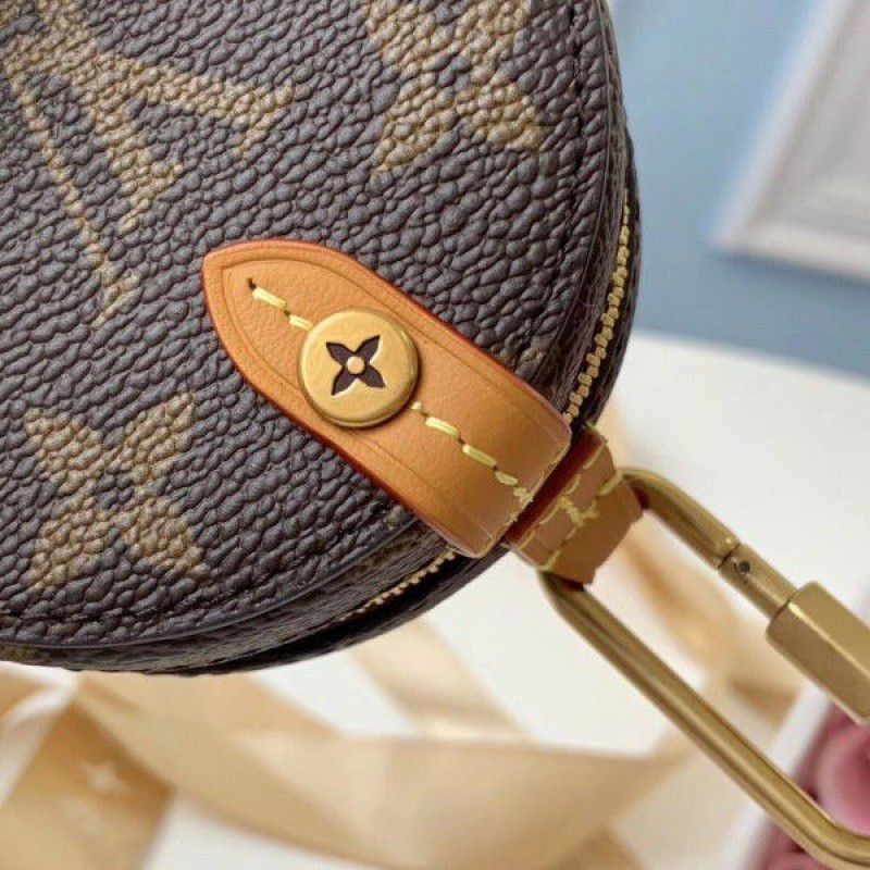 Round Coin Purse Monogram Canvas M68524