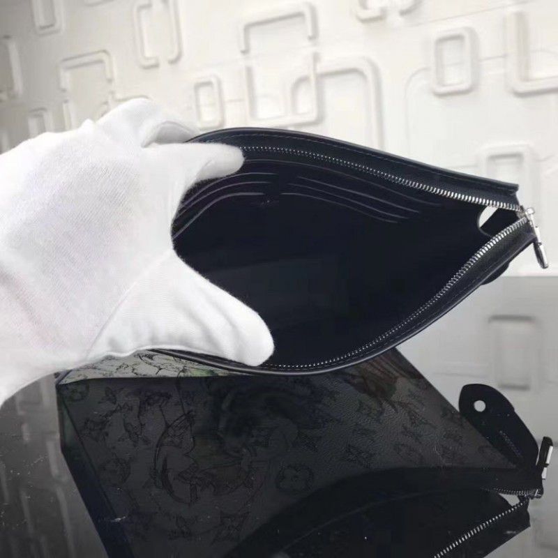 Pochette Voyage MM Monogram Animals M66929