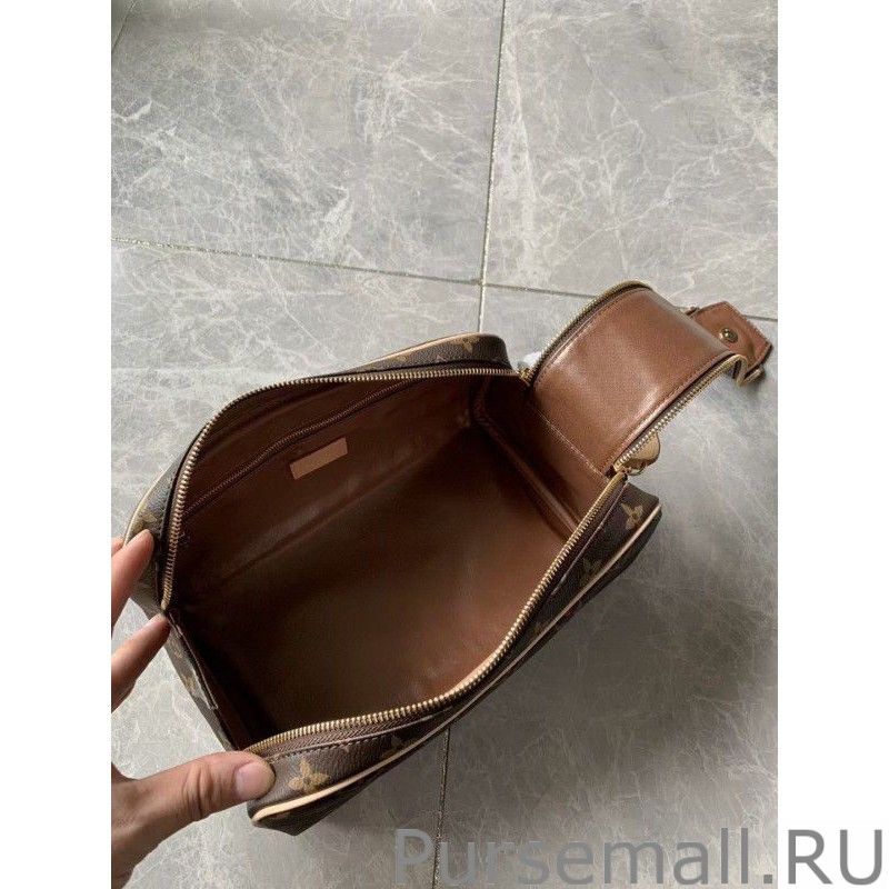 Dopp Kit Toilet Pouch Monogram Canvas M44494