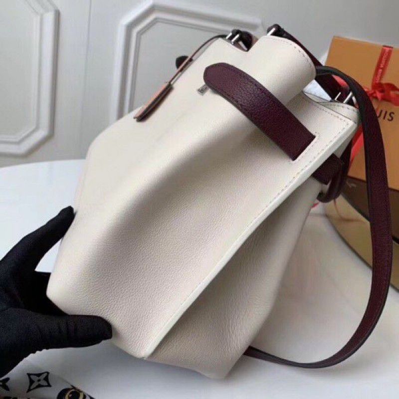 Lockme Day Tote Bag M53647