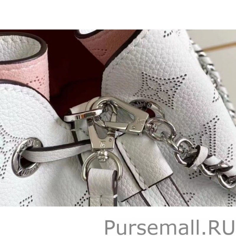 Bella Bag In White Mahina Leather M58480