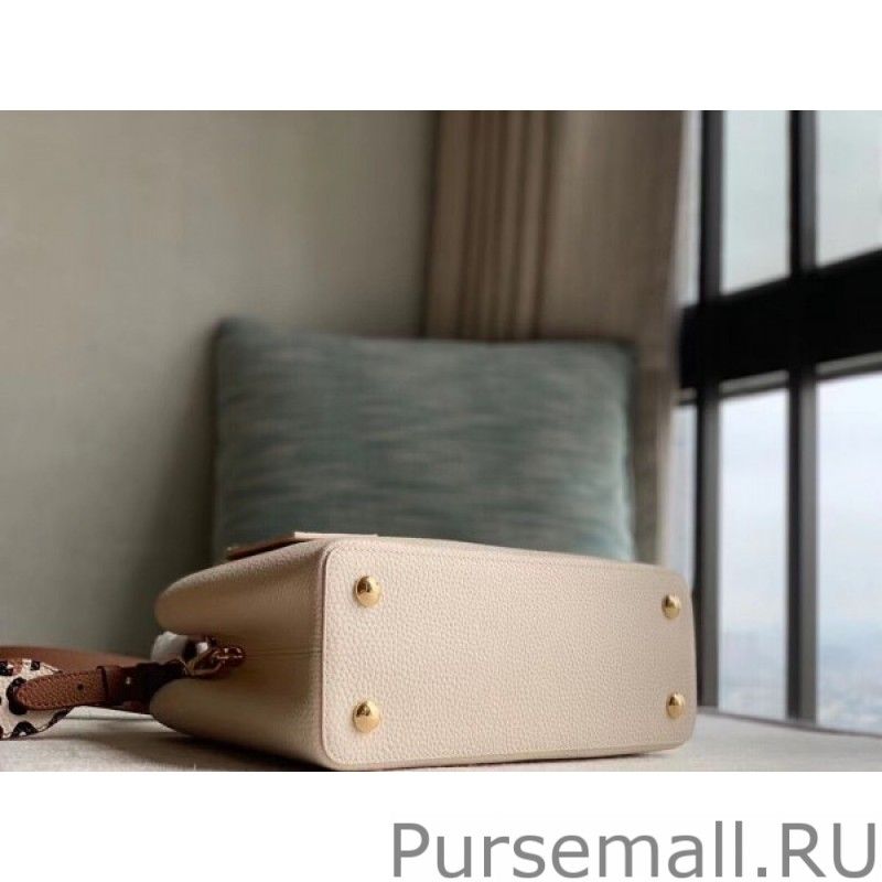 Capucines MM Bag with Leopard Print M58575