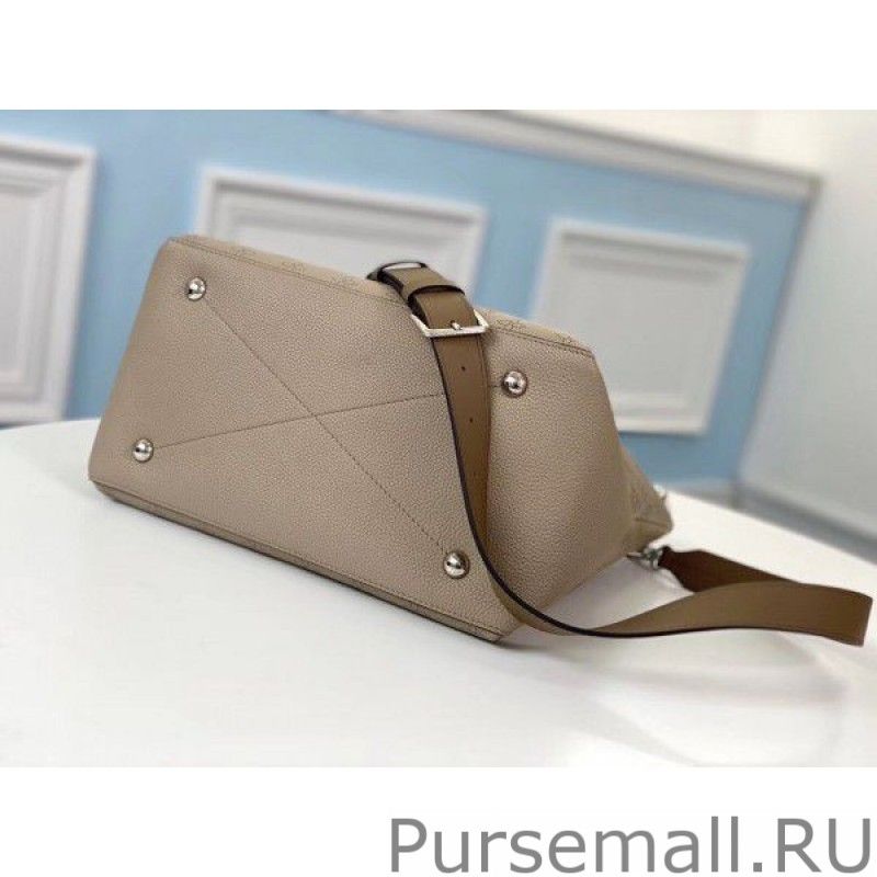 Beaubourg Hobo MM Mahina Leather M56084