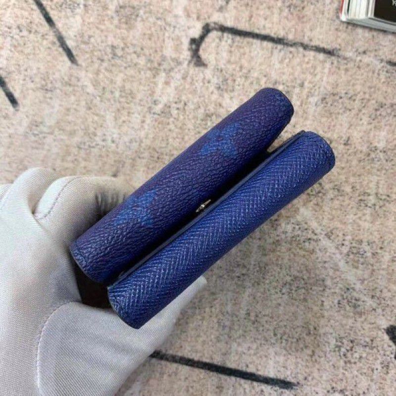 Discovery Compact Wallet Taigarama Pacific M67620