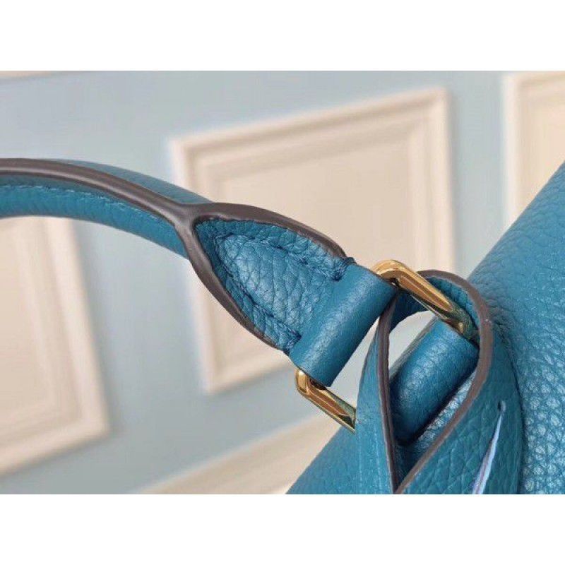 Volta Bag In Black Calfskin Leather M55222