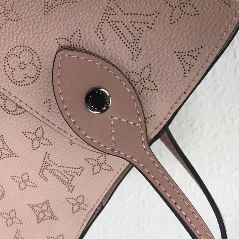 Hina PM Bag Mahina Leather M54353