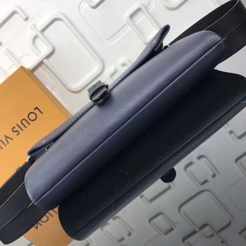 Canyon Messenger PM Utah Leather M54963