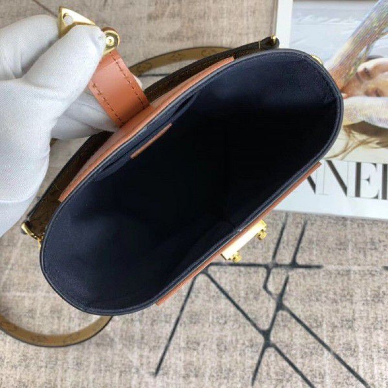 Duffle Bag Monogram Reverse M53842