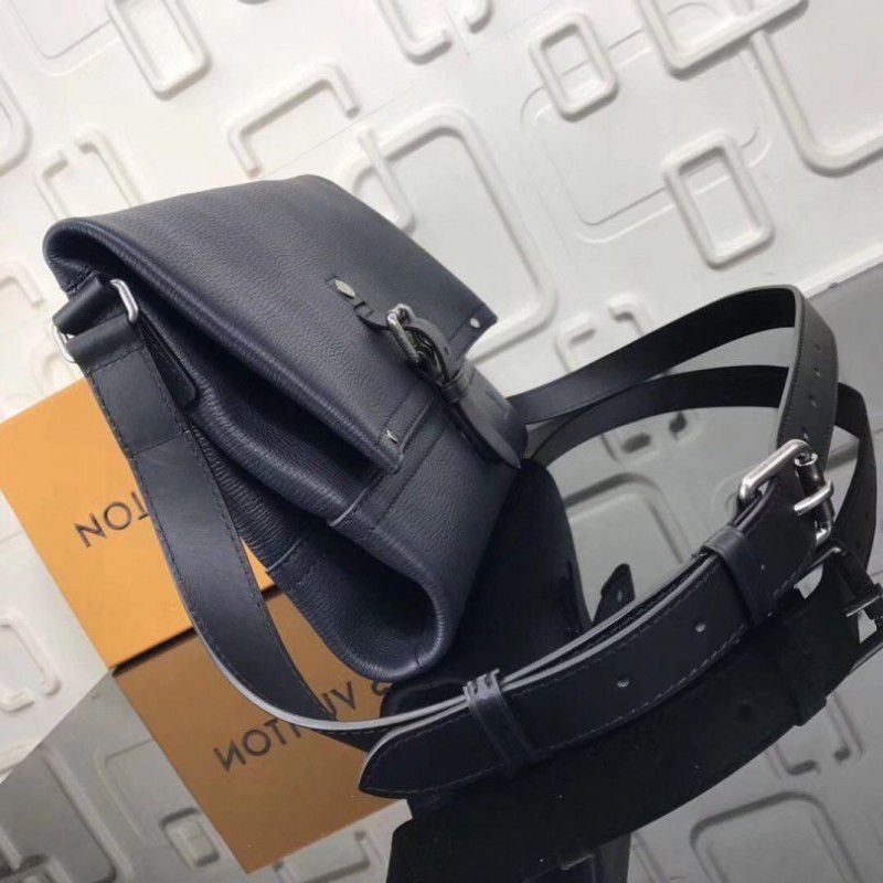 Canyon Messenger PM Utah Leather M54963