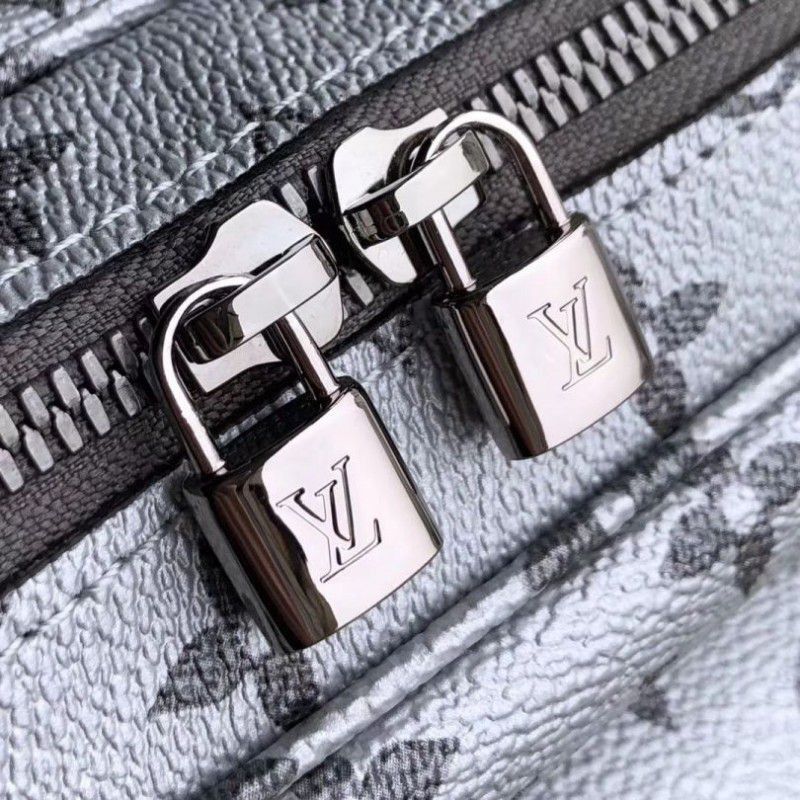 Messenger PM Bag Monogram Canvas M43843 White