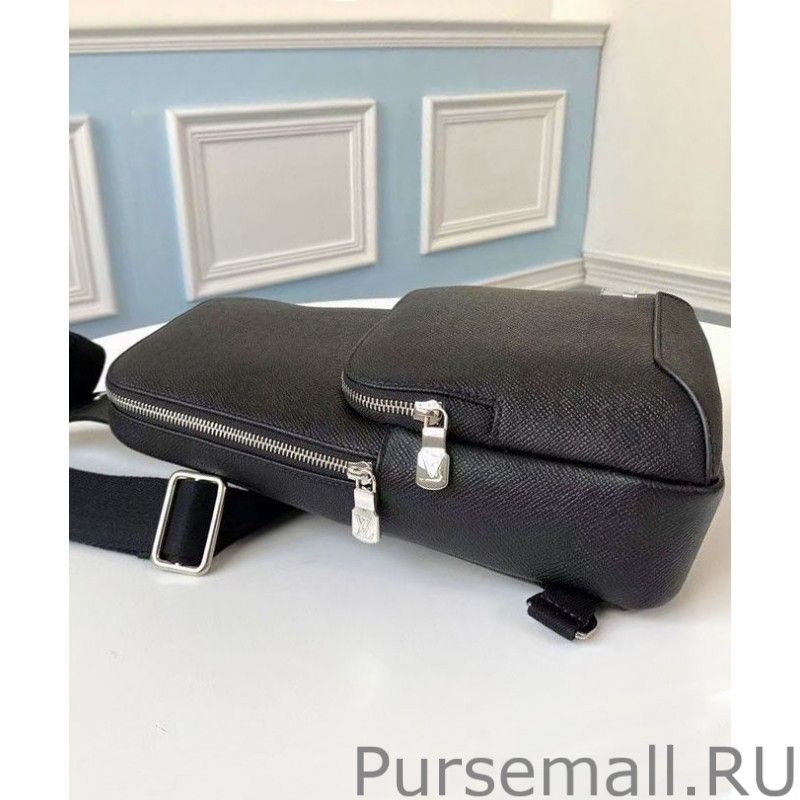 Avenue Sling Bag M30443 Black