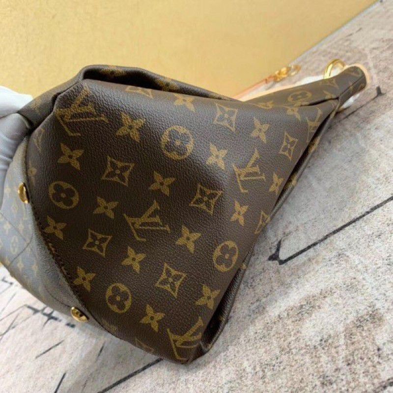 Artsy MM Bag Monogram Canvas M44869