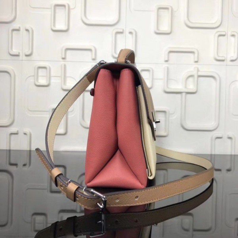 Sesame Creme My Lockme Bag M53506