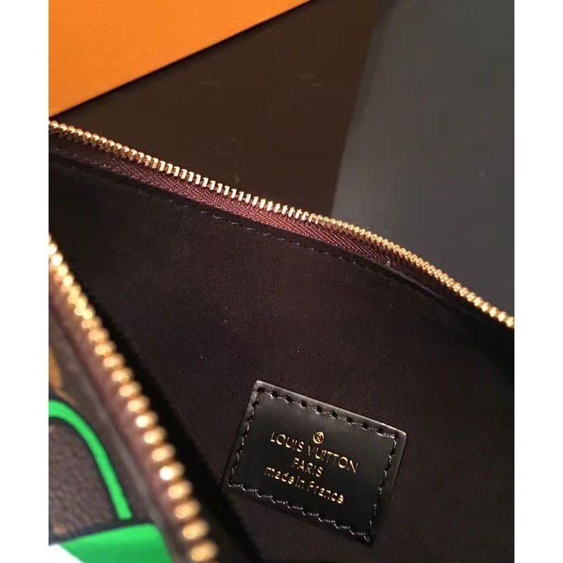 City Pouch M63447 Brown