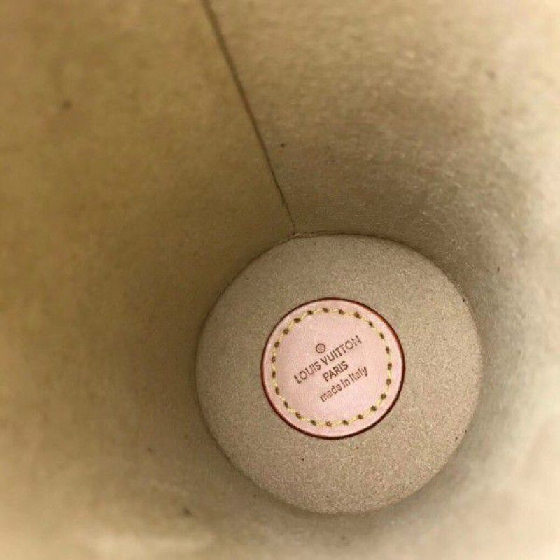 200ML Travel Case Monogram Canvas LS0154