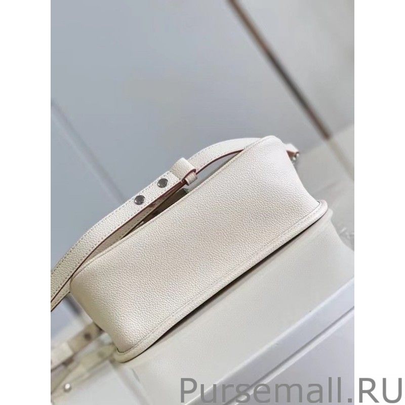 Buci Bag In White Epi Leather M59457