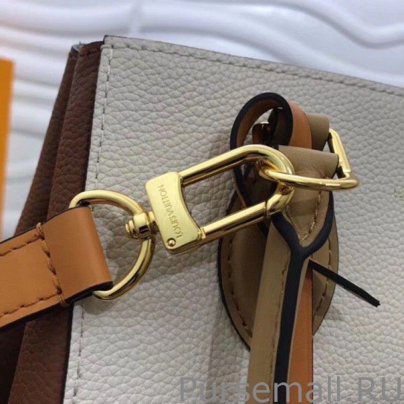 Fold Tote MM Monogram Calfskin M45376