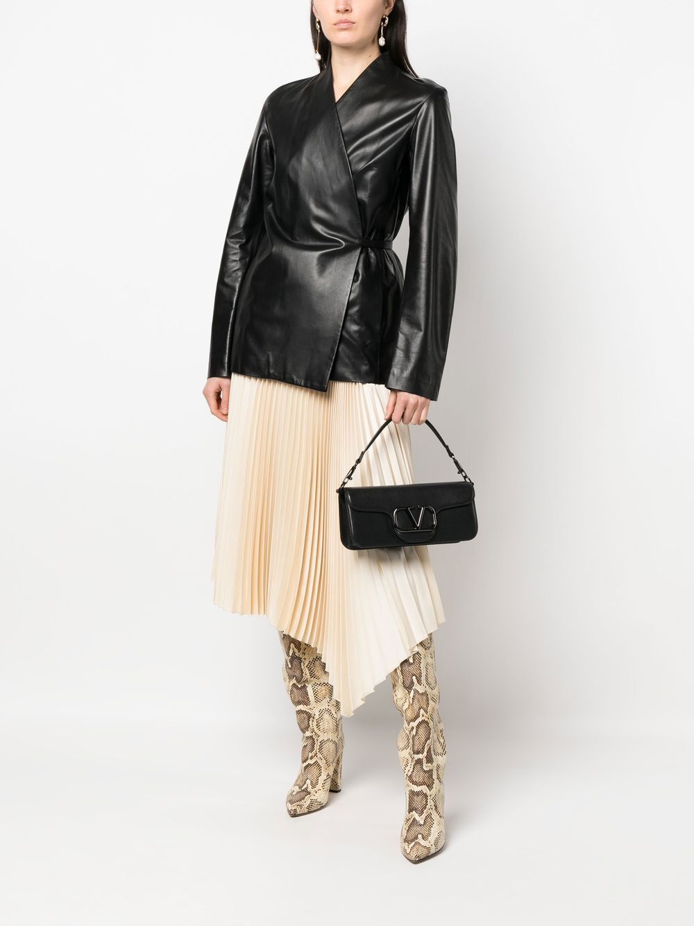 Valentino Garavani VLogo leather shoulder bag