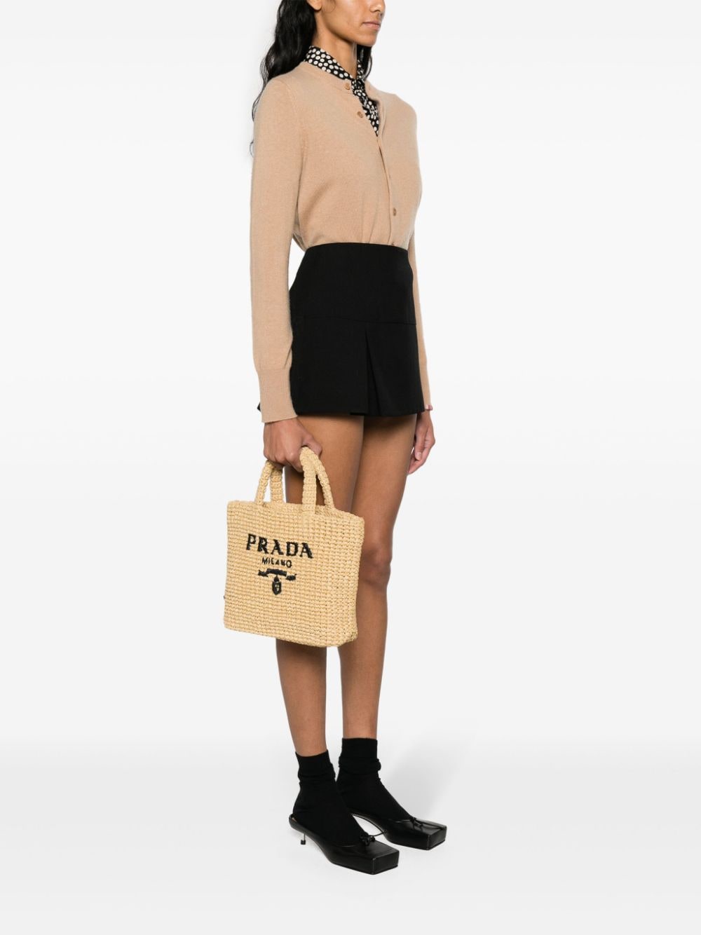 Pra*a logo-embroidered straw tote bag