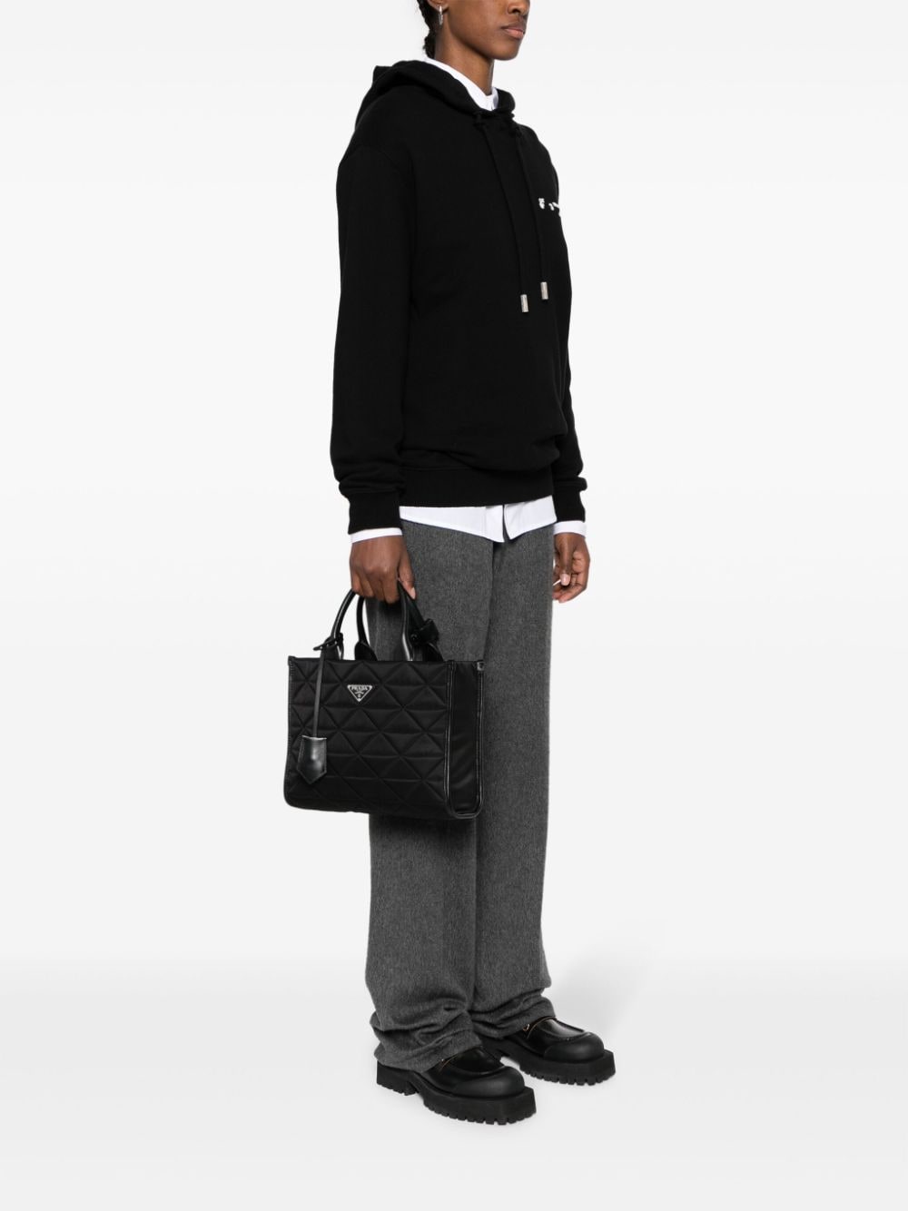 Pra*a symbole quilted tote bag