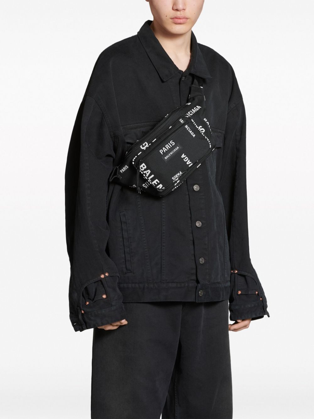 Ba*len*cia*ga explorer logo-print belt bag