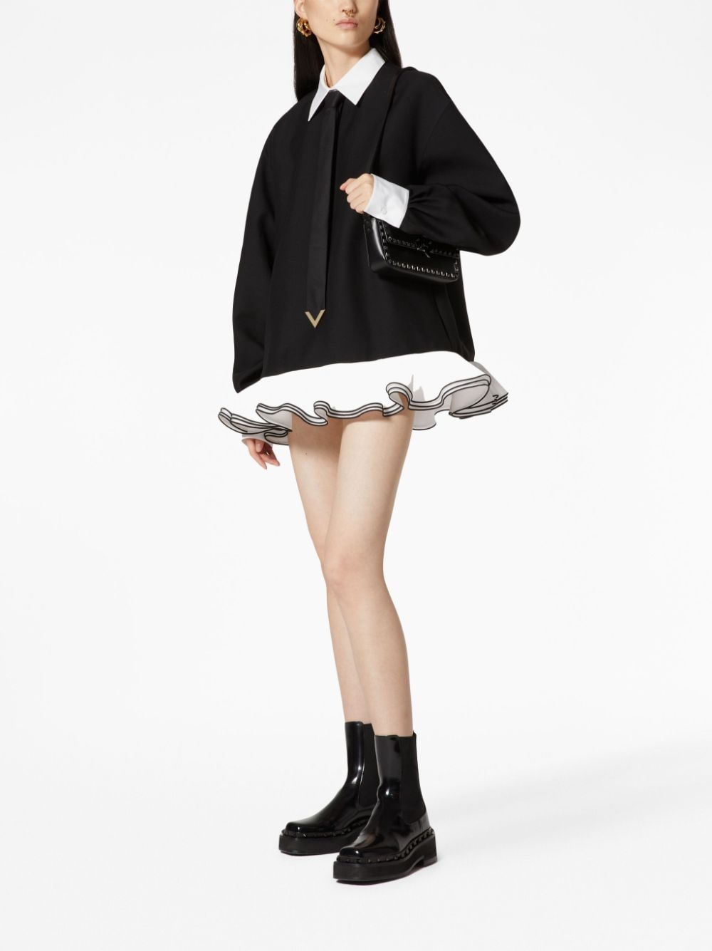 Valentino Garavani Rockstud23 E/W leather shoulder bag