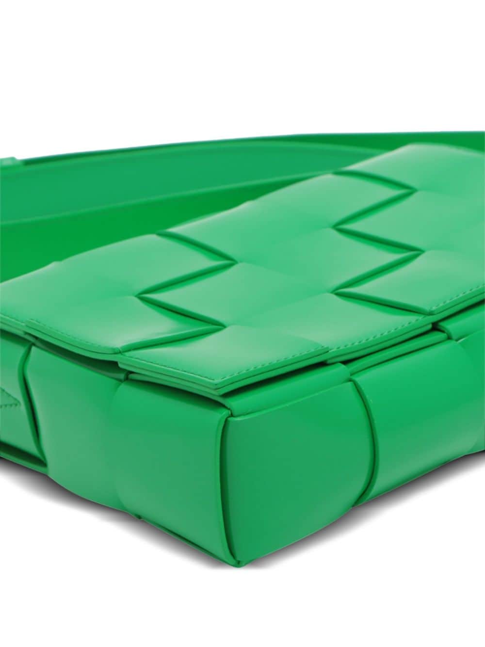 Bo*te*ga ve*ne*ta   cassette shoulder bag