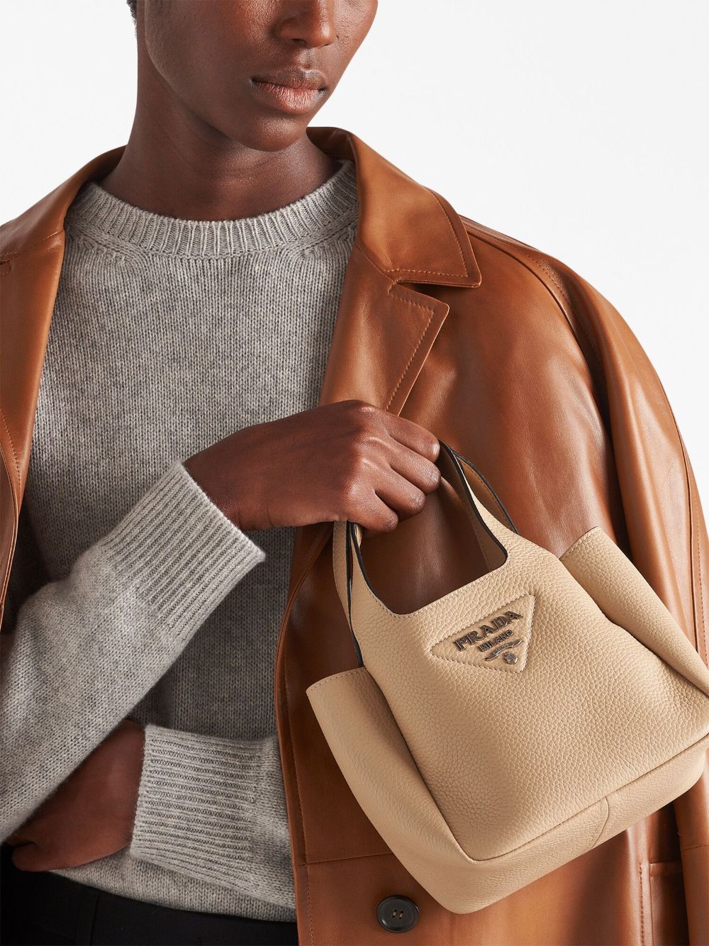 Pra*a logo-plaque tote bag